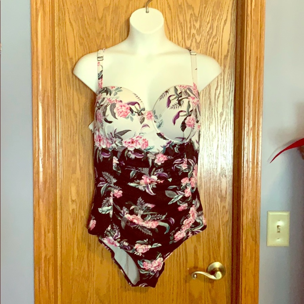 TORRID bathing suit sz3F